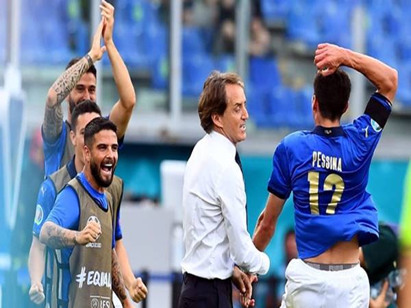 Bóng đá Quốc tế 21/6: Ý đi vào lịch sử EURO