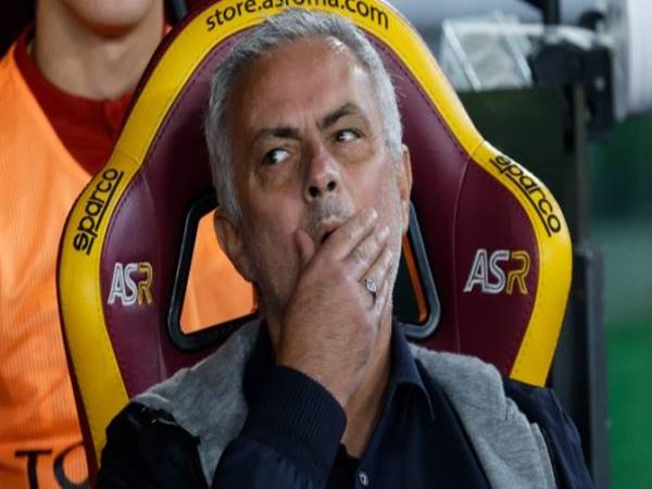 Bóng đá Ý 11/10: HLV Jose Mourinho thông tin tin xấu từ Dybala