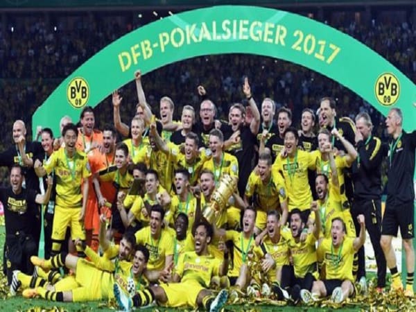 Câu lạc bộ bóng đá Borussia Dortmund và những điều cần biết