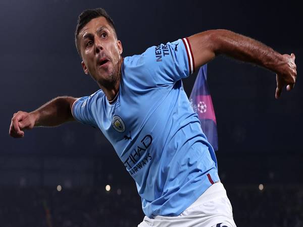 Bóng đá Anh: Man City quyết giữ không cho Rodrigo rời đi