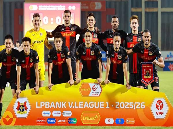 Ninh Bình thăng hoa tại V-League 2025/26: Tân binh bất bại, vững vàng trên đỉnh bảng xếp hạng
