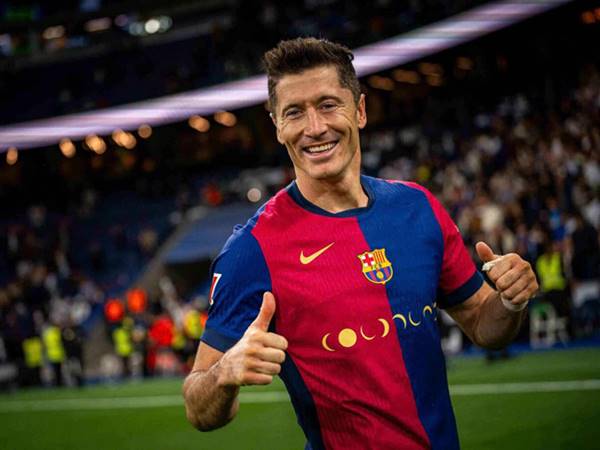 Tin Barca 24/10: Lewandowski đang cân nhắc rời Barcelona